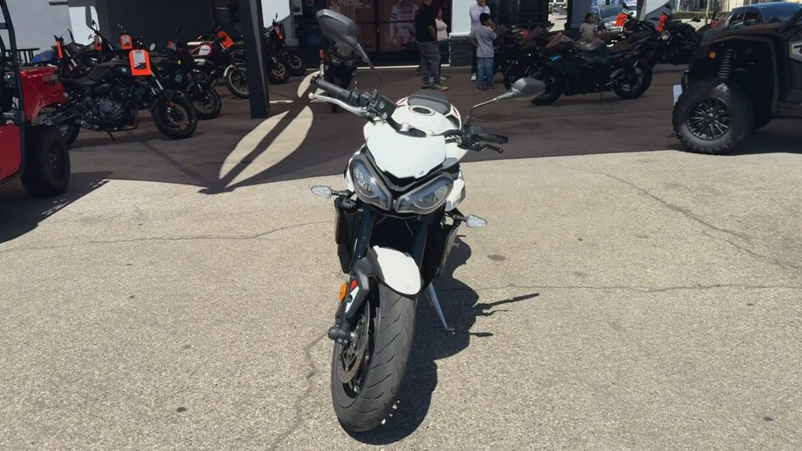 2025 Triumph Street Triple 765 R