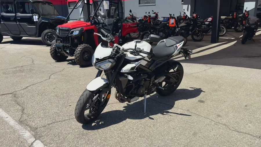 2025 Triumph Street Triple 765 R