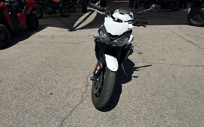 2025 Triumph Street Triple 765 R