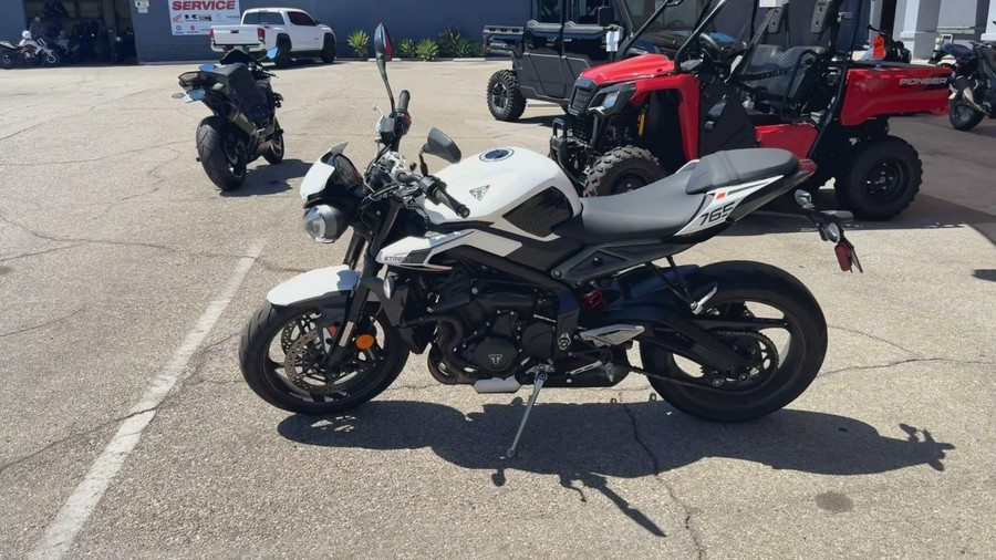 2025 Triumph Street Triple 765 R
