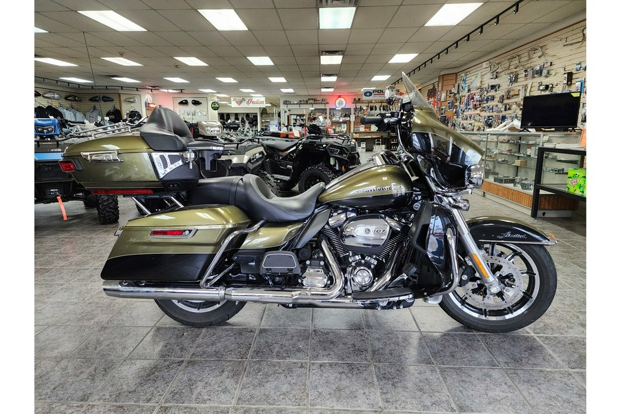 2018 Harley-Davidson® Electra Glide Ultra Limited FLHTK