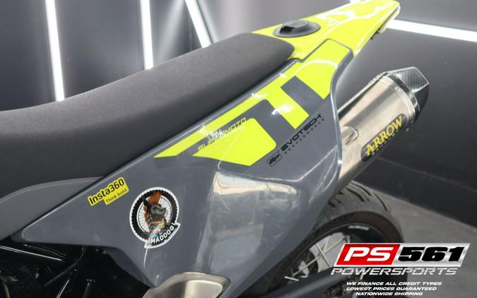 2023 Husqvarna 701 Supermoto