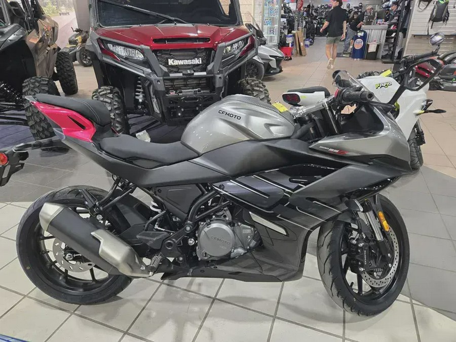 2026 CFMOTO 300SS