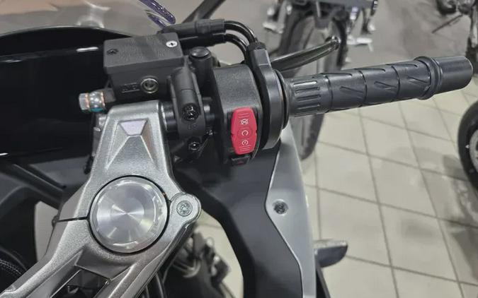 2026 CFMOTO 300SS