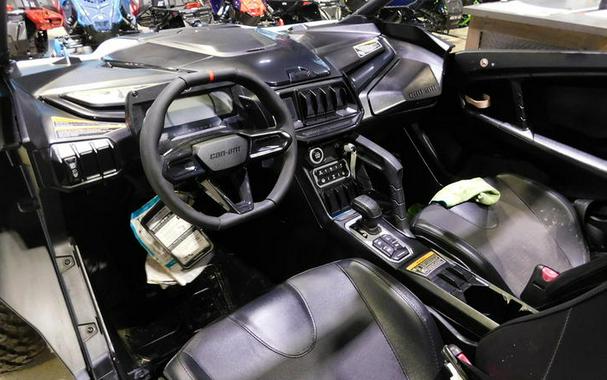 2024 Can-Am® Maverick R 999T DCT