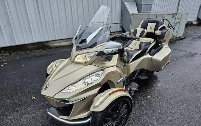 2017 Can-Am® Spyder® RT-S 6-Speed Semi-Automatic (SE6)