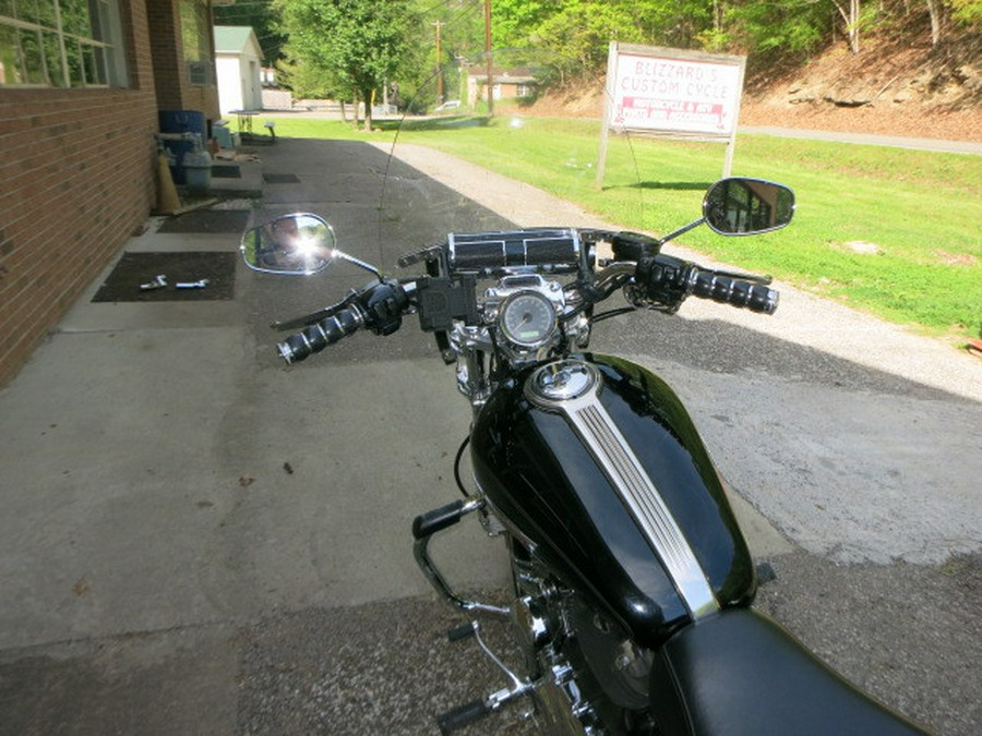 2008 Harley-Davidson® Sportster® 1200 Custom ANNIVERSARY