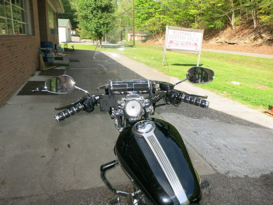 2008 Harley-Davidson® Sportster® 1200 Custom ANNIVERSARY