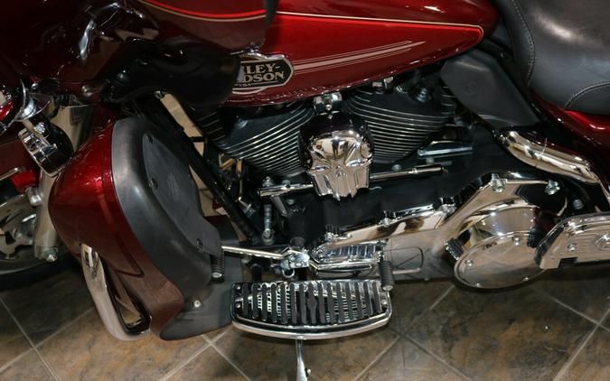 2008 Harley-Davidson® Electra Glide® Ultra Classic® CRIM/RD/RED SUN W/PINSTRIPE