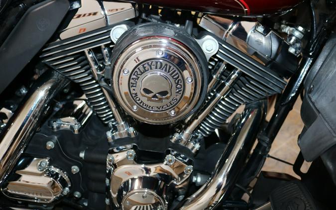 2008 Harley-Davidson® Electra Glide® Ultra Classic® CRIM/RD/RED SUN W/PINSTRIPE