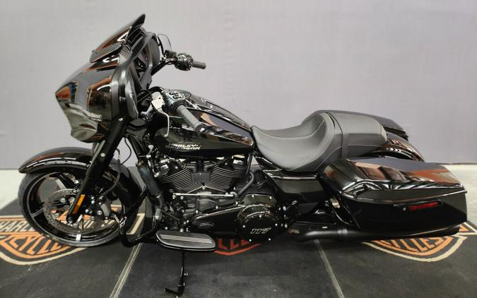 2025 Harley-Davidson® Street Glide®