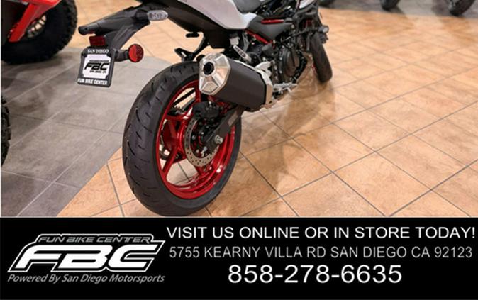 2026 Kawasaki Z500 SE ABS