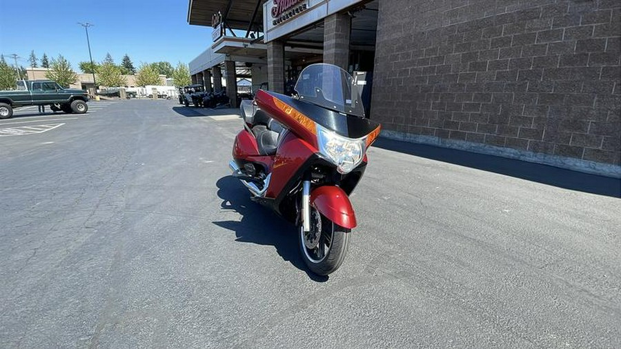 2015 Victory Motorcycles® Vision® Tour Sunset Red with Black Pinstripe