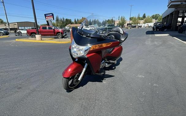 2015 Victory Motorcycles® Vision® Tour Sunset Red with Black Pinstripe