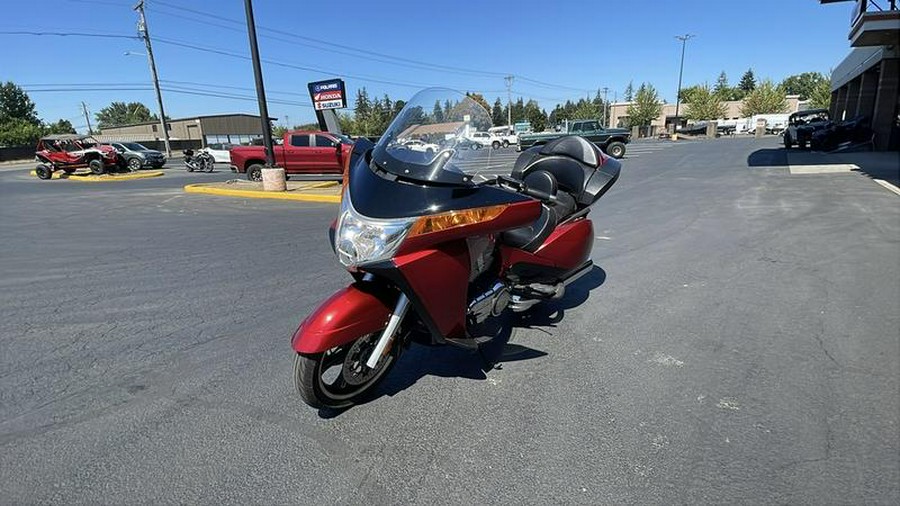 2015 Victory Motorcycles® Vision® Tour Sunset Red with Black Pinstripe