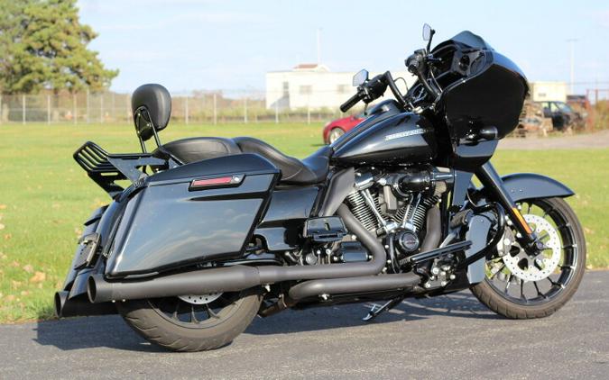 FLTRXS 2019 Road Glide Special