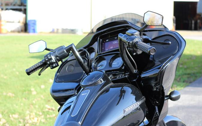 FLTRXS 2019 Road Glide Special