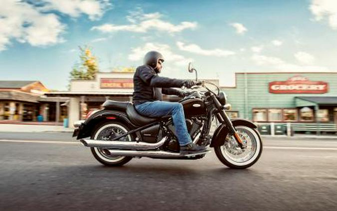 2018 Kawasaki Vulcan® 900 Classic