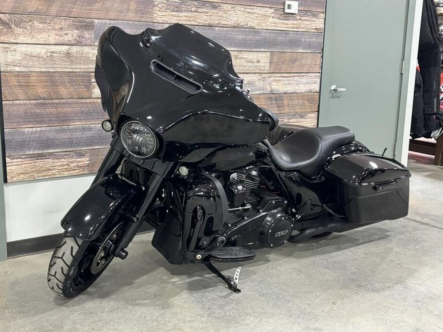 2020 Harley-Davidson® FLHXS - Street Glide® Special