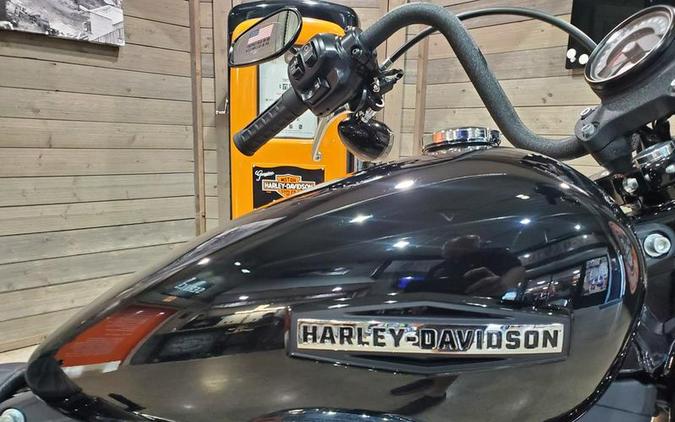 2026 Harley-Davidson® FXBB - Street Bob®