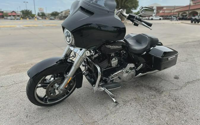 2016 Harley-Davidson® Street Glide®