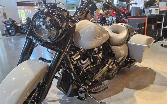 FLHRXS 2025 Road King™ Special