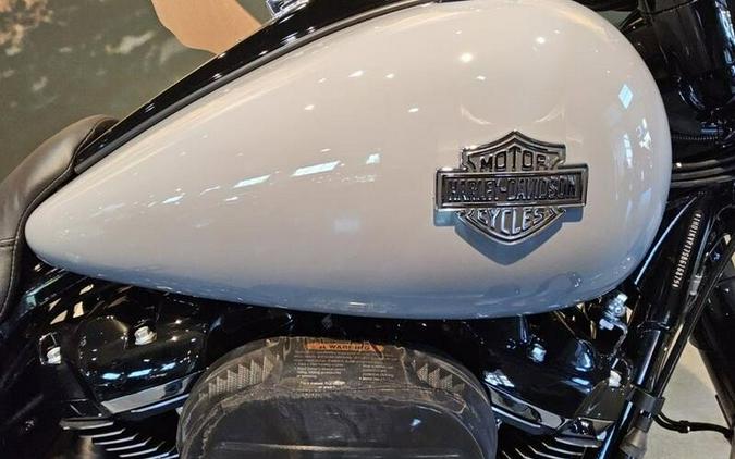 FLHRXS 2025 Road King™ Special