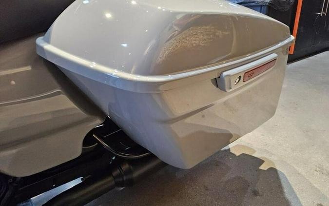 FLHRXS 2025 Road King™ Special