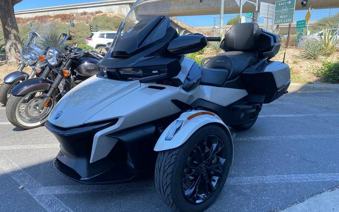 2020 Can-Am® Spyder® RT Limited Dark