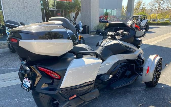 2020 Can-Am® Spyder® RT Limited Dark