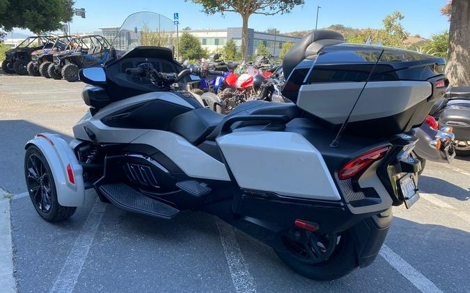 2020 Can-Am® Spyder® RT Limited Dark