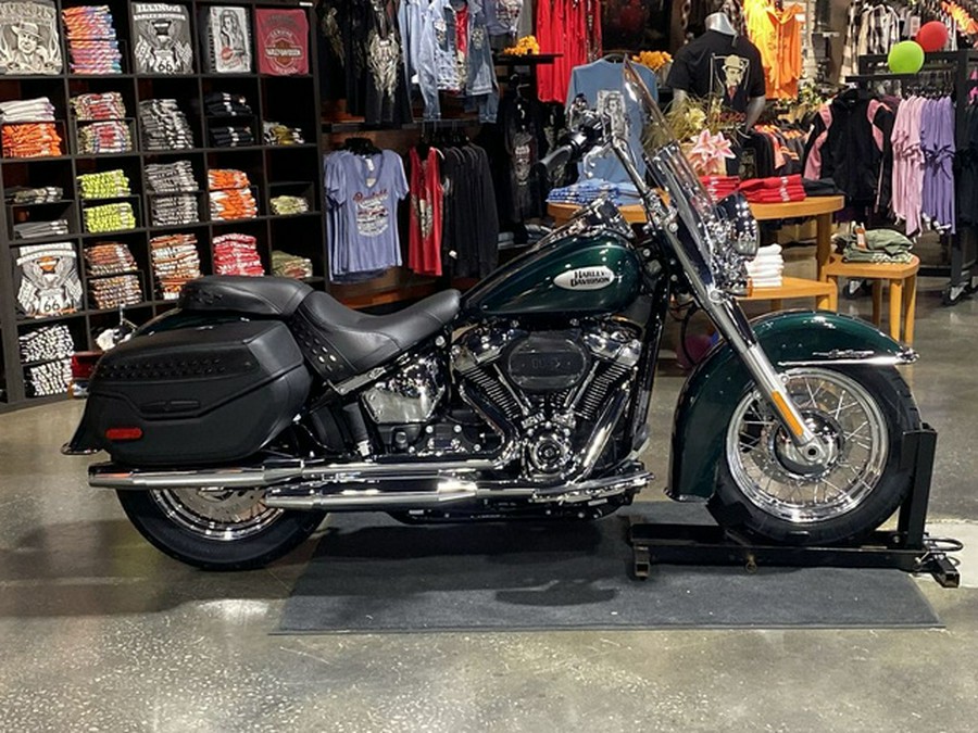 2024 Harley-Davidson Softail FLHCS - Heritage Classic