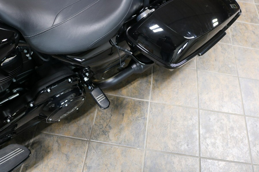 2024 Harley-Davidson® Road King® Special Vivid Black