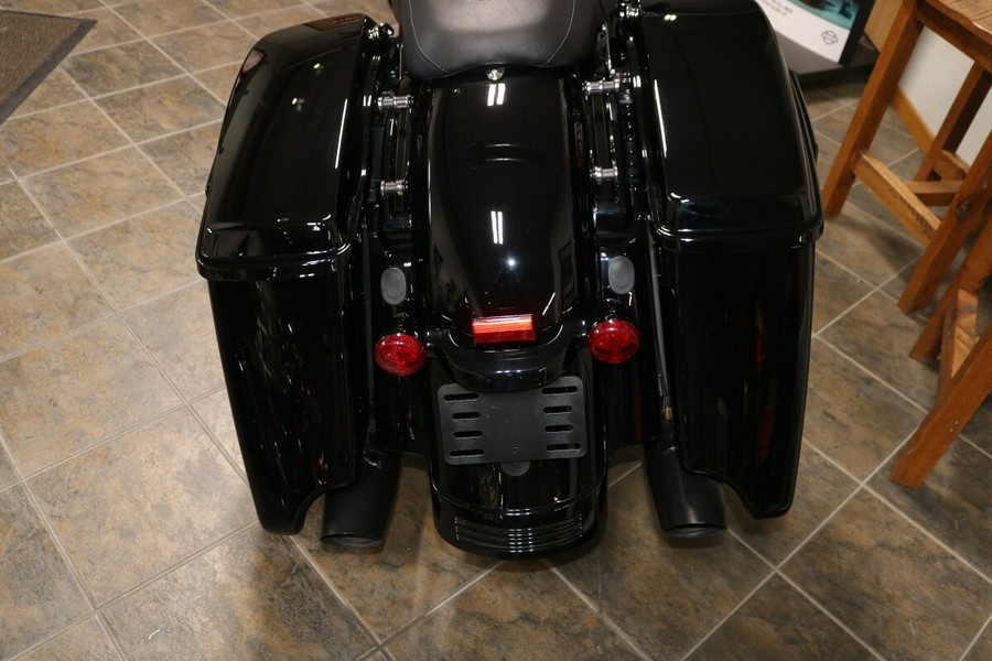 2024 Harley-Davidson® Road King® Special Vivid Black