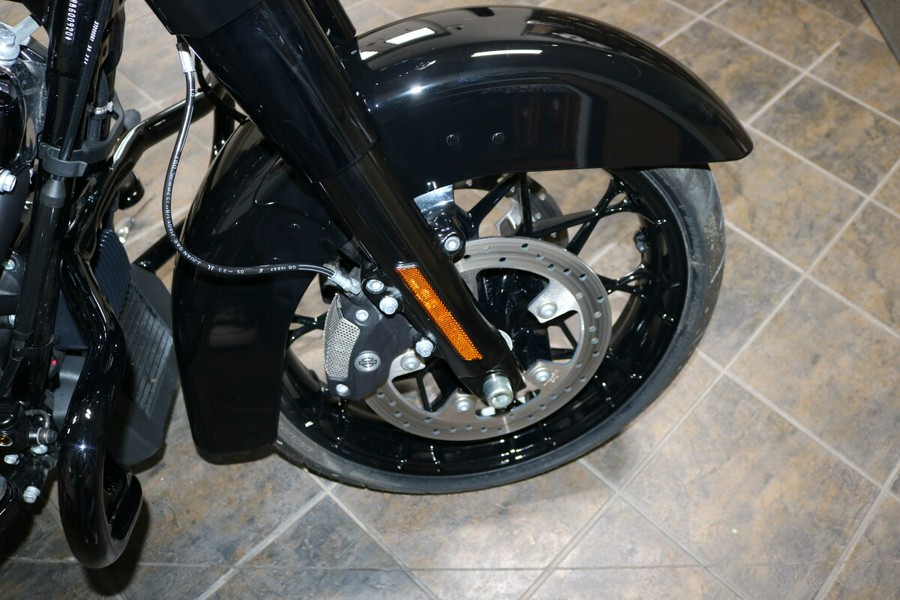2024 Harley-Davidson® Road King® Special Vivid Black
