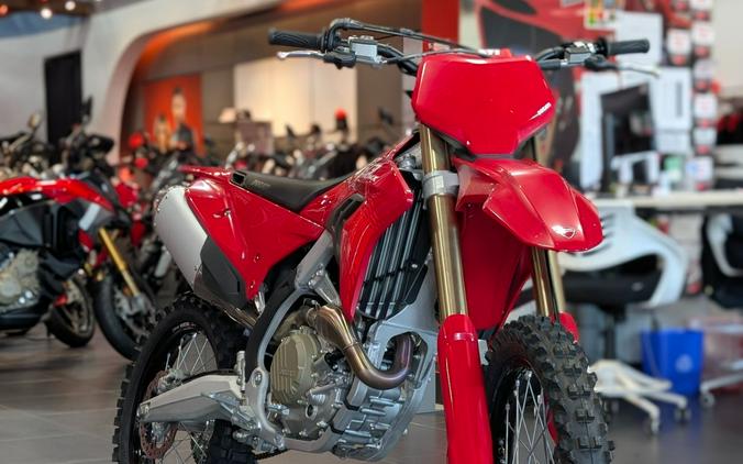 2026 Ducati Desmo450 MX