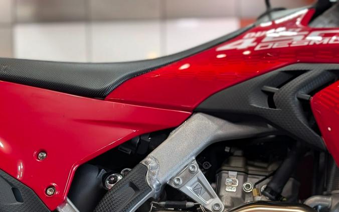 2026 Ducati Desmo450 MX