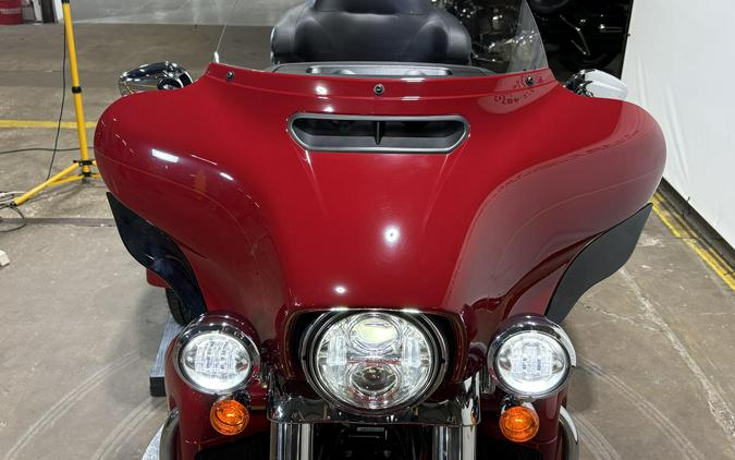 2021 Harley-Davidson Tri Glide Ultra Billiard Red