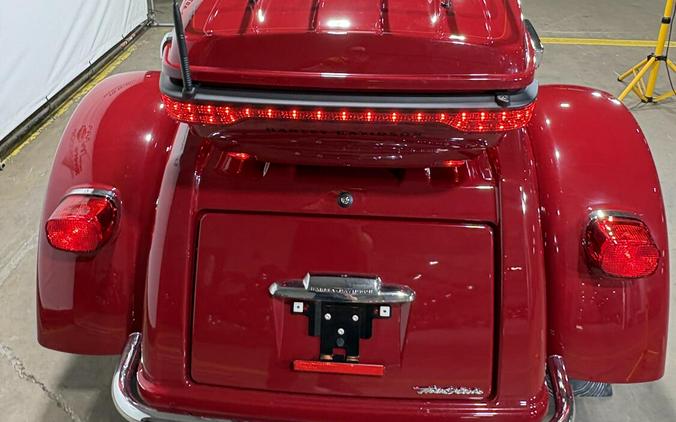 2021 Harley-Davidson Tri Glide Ultra Billiard Red