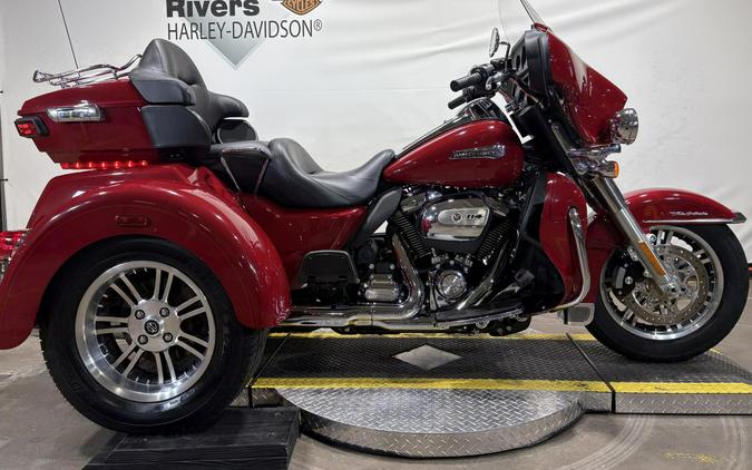 2021 Harley-Davidson Tri Glide Ultra Billiard Red