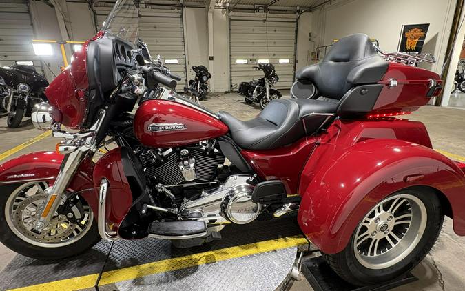 2021 Harley-Davidson Tri Glide Ultra Billiard Red
