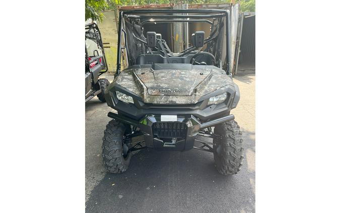 2024 Honda Pioneer 1000-6 Deluxe Crew Camo