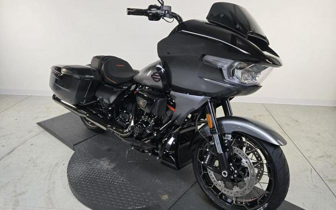 2025 Harley-Davidson® FLTRXSE - CVO™ Road Glide®