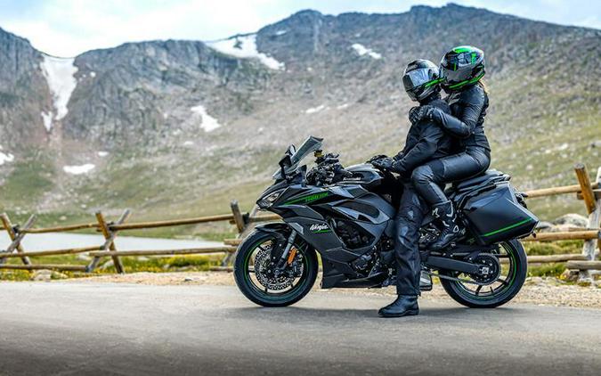 2025 Kawasaki Ninja® 1100SX ABS