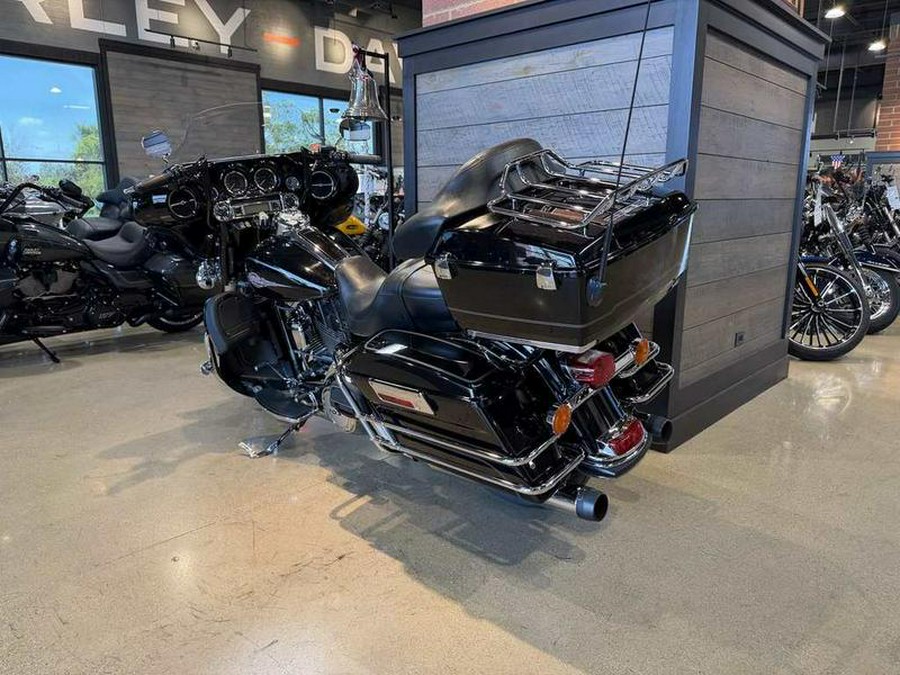 2013 Harley-Davidson® FLHTC - Electra Glide® Classic
