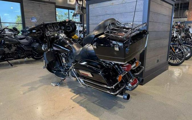 2013 Harley-Davidson® FLHTC - Electra Glide® Classic