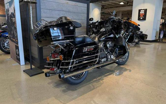 2013 Harley-Davidson® FLHTC - Electra Glide® Classic