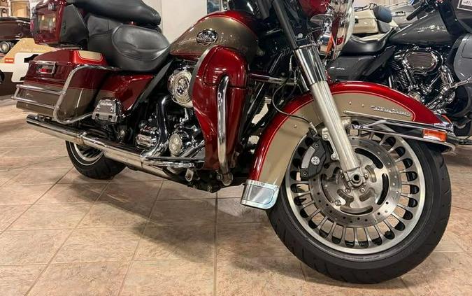 2009 FLHTCU