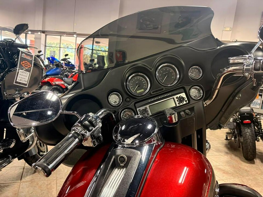 2009 FLHTCU