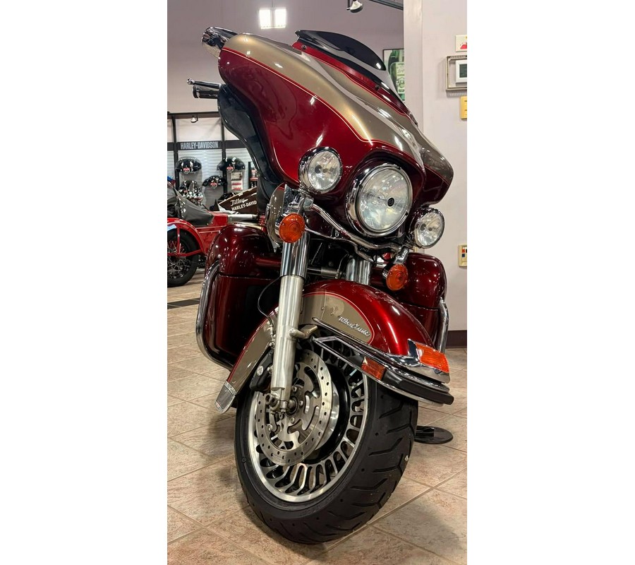 2009 FLHTCU